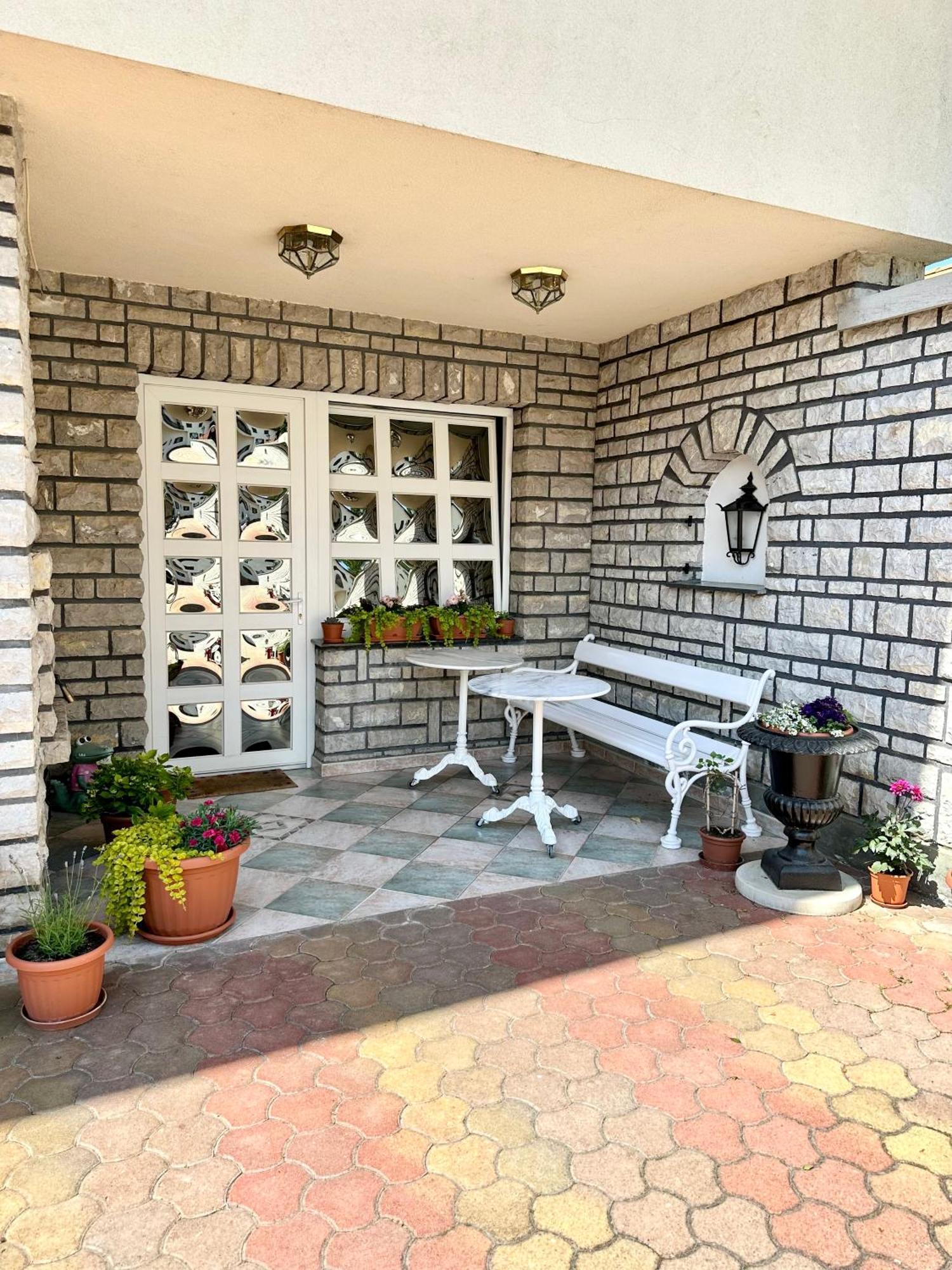 Ello Residence Veszprém Eksteriør bilde